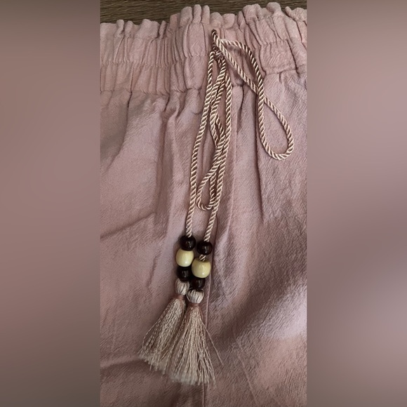 Ruffled Shorts Set in Pink, Black, and Cream - Picture 3 of 3